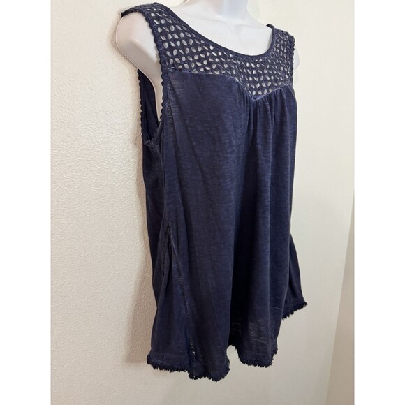 STYLE & CO. Tank Top Blue Sleeveless  Eyelet Insert Fringe Trim Boho M Tunic - Picture 2 of 4